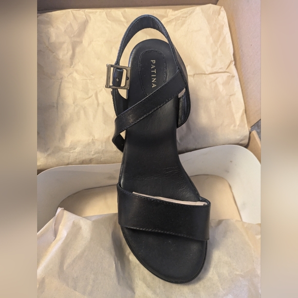 Patina Soho Sandals - Picture 5 of 7